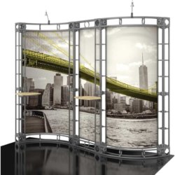 Curved trade show displays