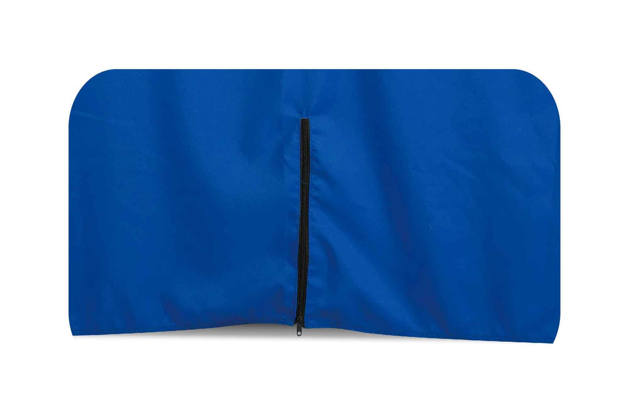 Fitted table cover zippered back