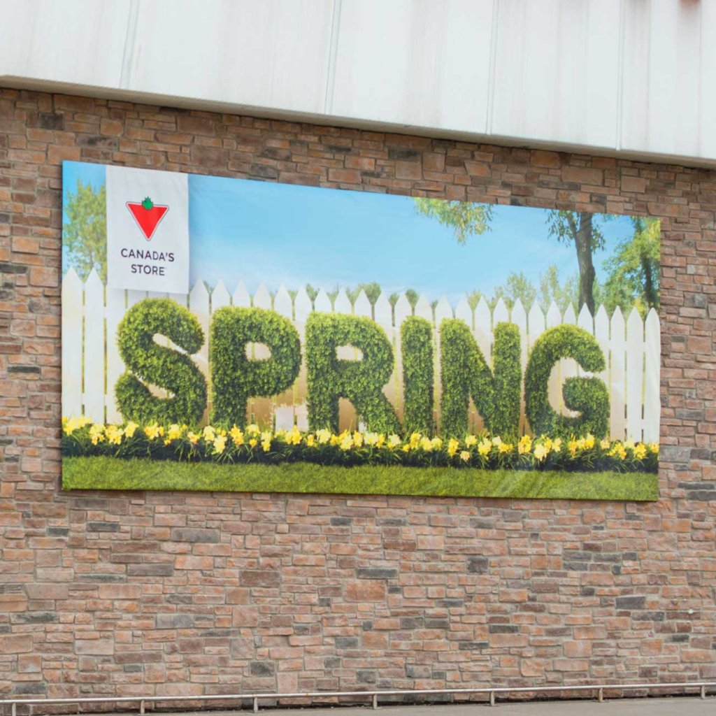 Outdoor hanging banners